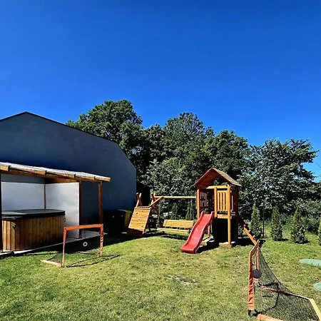 Hébergement de vacances Dom Z Jacuzzi, House With A Hot Tub *