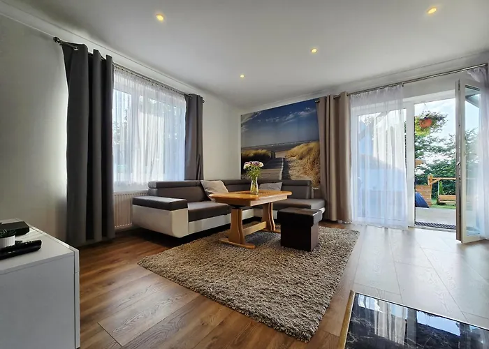 Dom Z Jacuzzi, House With A Hot Tub Gardna Wielka