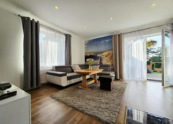 Dom Z Jacuzzi, House With A Hot Tub Gardna Wielka