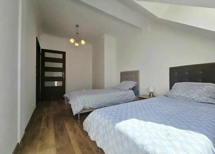 Dom Z Jacuzzi, House With A Hot Tub Semesterbostad Gardna Wielka